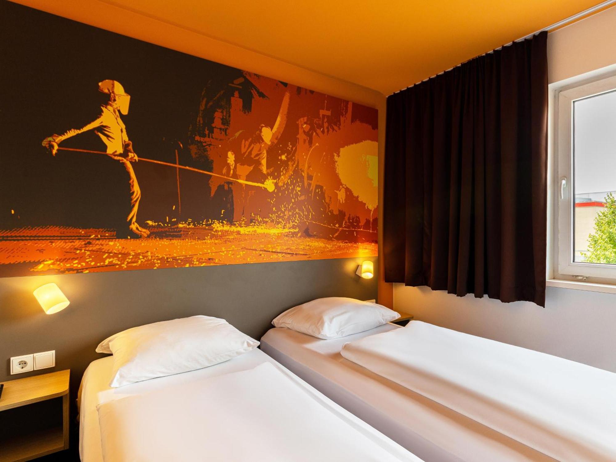 B&B Hotel Essen-City Экстерьер фото