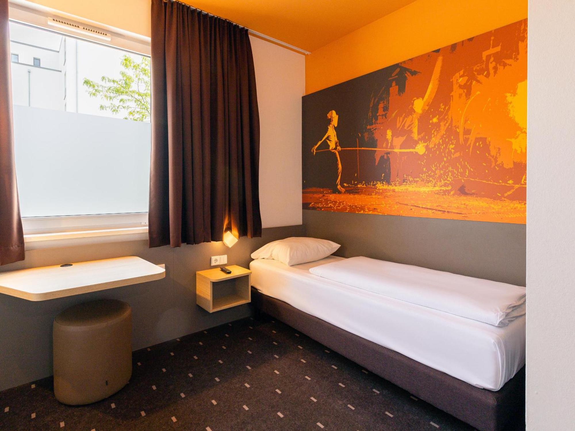 B&B Hotel Essen-City Экстерьер фото